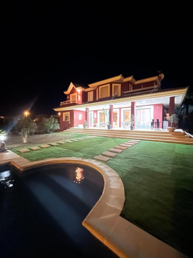 Red House Bed & Breakfast Льюкмайор Екстер'єр фото